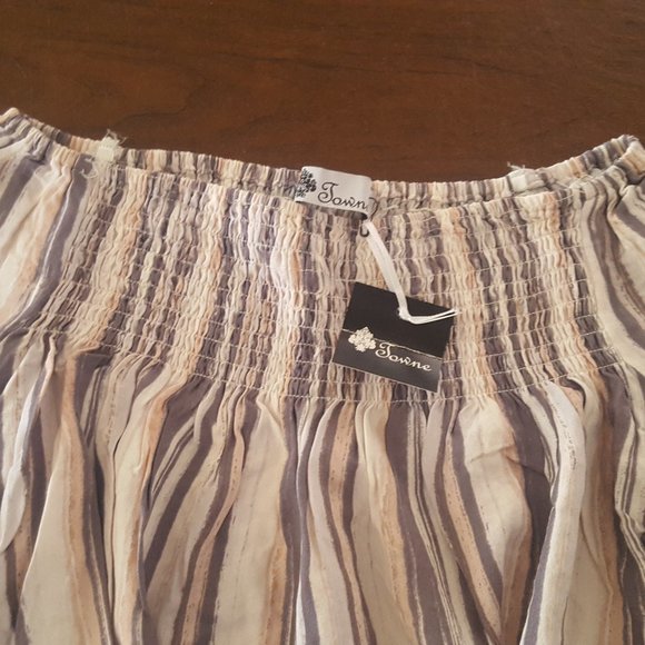 Womens off the shoulder raglan flounce sleeve top - Picture 6 of 7